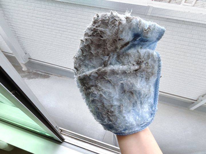 汚れで真っ黒になったクロス