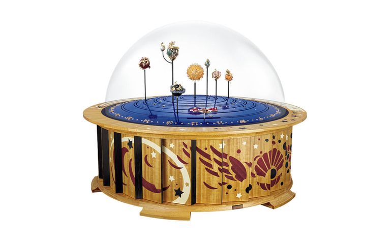 〈ヴァン クリーフ＆アーペル〉の「プラネタリウムオートマタ」ユニークピース