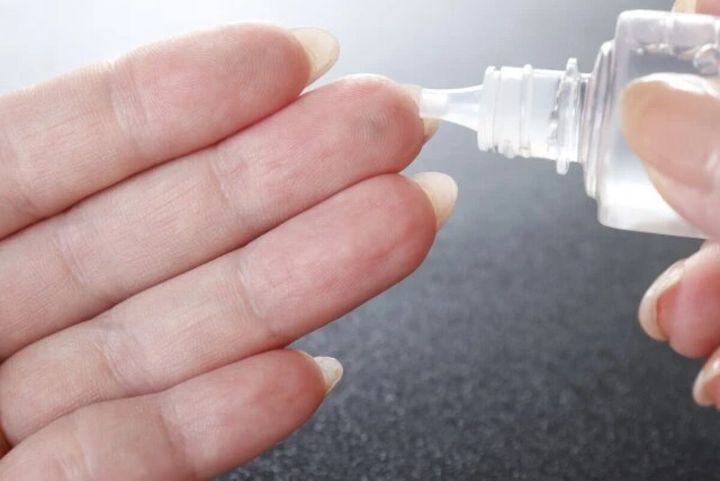 ダイソー トラベル美容オイルボトル スクエア 15ml 使用例