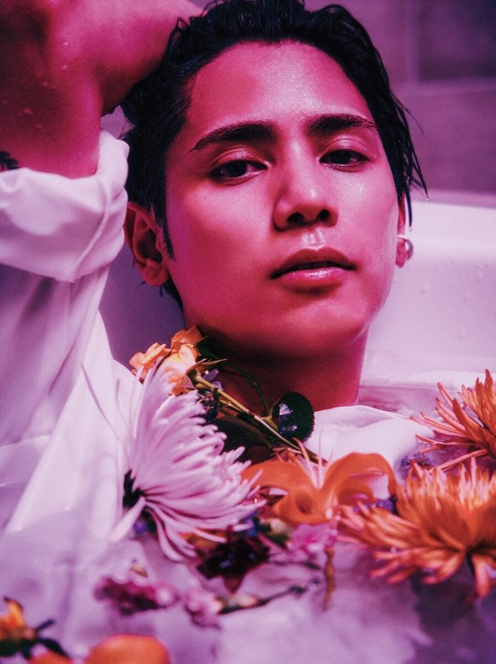 神谷健太1st写真集 光と影 未公開カット＆インタビュー