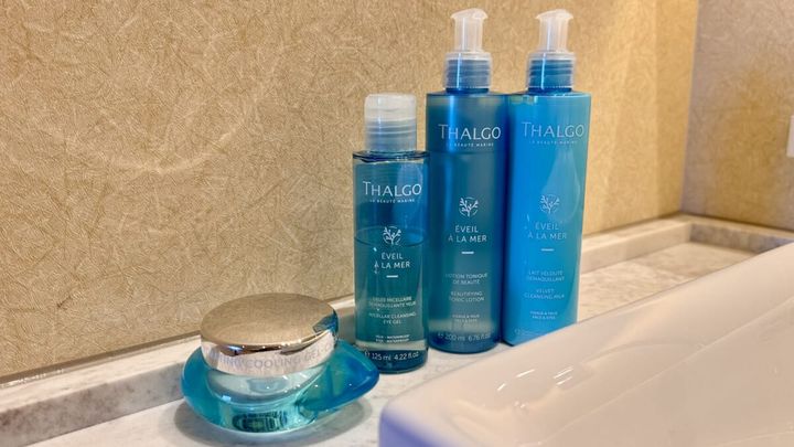 「リーガロイヤルリゾート沖縄 北谷」大浴場、女湯スキンケアアメニティ