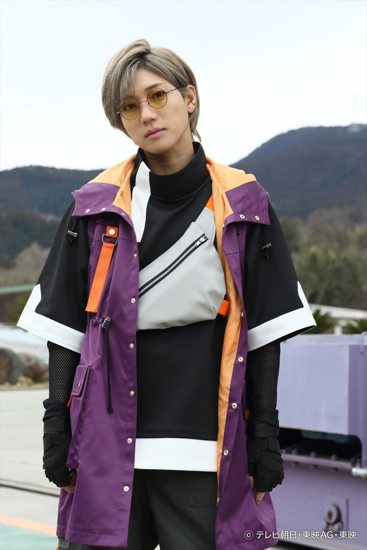 『超宇宙刑事ギャバン インフィニティ』安井謙太郎演じる風波駆無 （C）テレビ朝日・東映AG・東映 width=