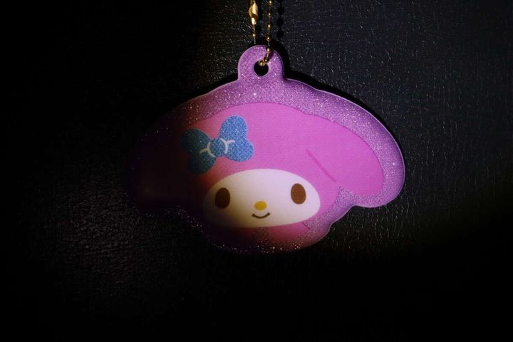 反射キーホルダー マイメロ 光り方