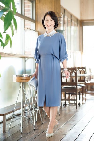 アクセサリー感覚のつけ襟で手軽に印象変え