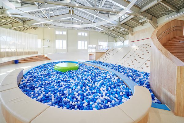 【福井県坂井市】福井県坂井市に全天候型遊び場「さかいキッズパーク」が誕生！誰もが安心して遊べる