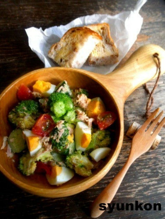 「ブロッコリーとゆで卵の和風ツナマヨサラダ」レシピ