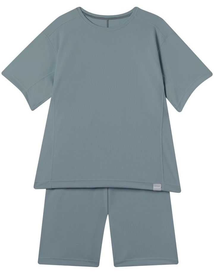 画像: 睡眠科学 ＆RECOVERY パジャマ 一般医療機器（グレー）上下セット¥30,800、単品半袖トップス¥15,400、単品ハーフボトム¥15,400 ◾️4カラー展開 出典：ワコール
