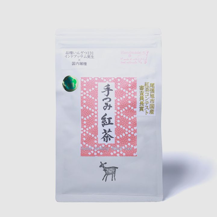 「釜炒り茶 柴本」の「（いんざつ131）手摘み紅茶25年6月夏」パッケージ