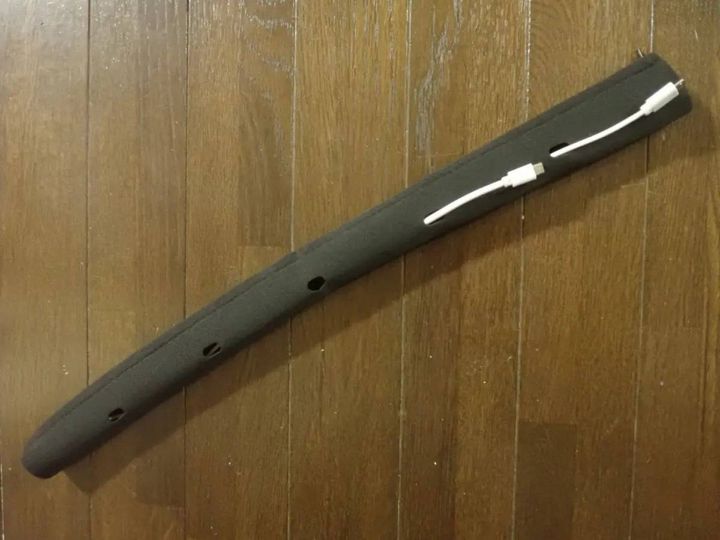 DAISO(ダイソー)：コードカバー ホール付