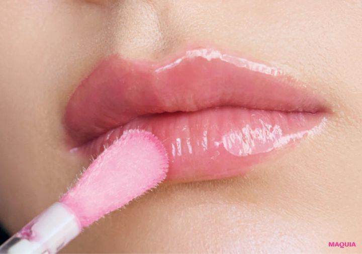 森香澄 仕事帰りでも華やかな雰囲気がほしいときのメイク直し方法 唇にたっぷりグロスを