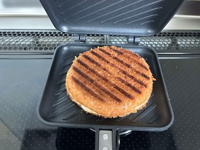 【絶対ウマい。】ヤマザキの『カレーパン』の至極の食べ方♡公式の驚きアレンジで→ザクッともち〜の新食感に！