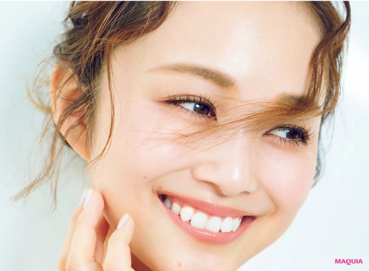 ヘア＆メイク 岡田知子さんが元宝塚歌劇団 舞空瞳さんをメイク ダブルチーク