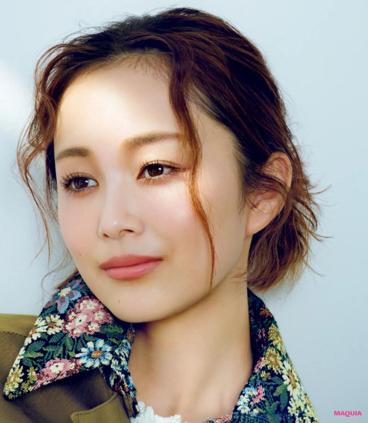 ヘア＆メイク 岡田知子さんが元宝塚歌劇団 舞空瞳さんをメイク 仕上がり 2