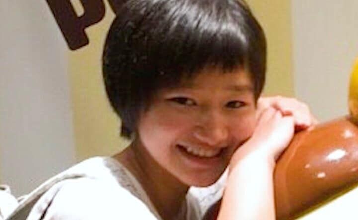 【写真・画像】「15歳で出産」23歳・学生シンママの“切り詰めた私生活”と7歳長女の未来へ繋ぐ“唯一の投資” 1枚目