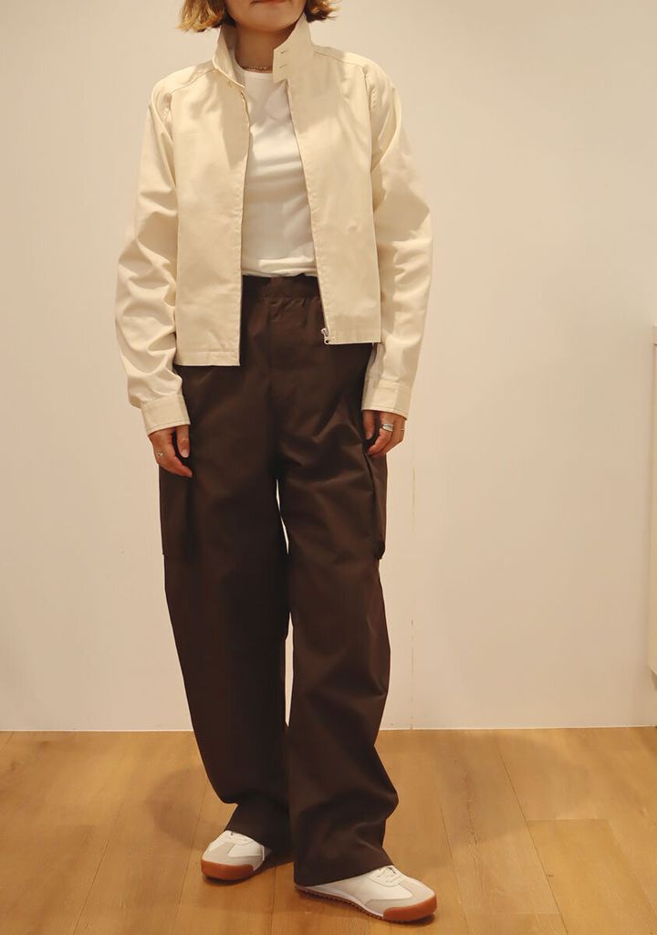 ユニクロ 新作 パンツ カーゴ コーデ