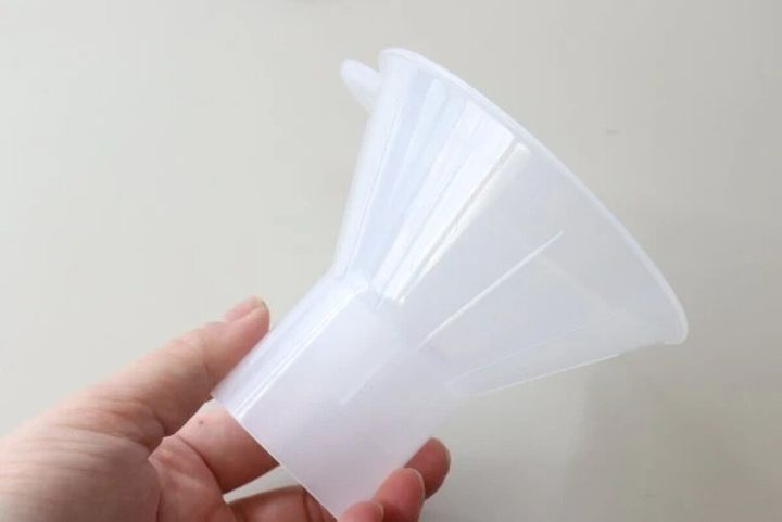 ダイソー 油こしにもなるろうと