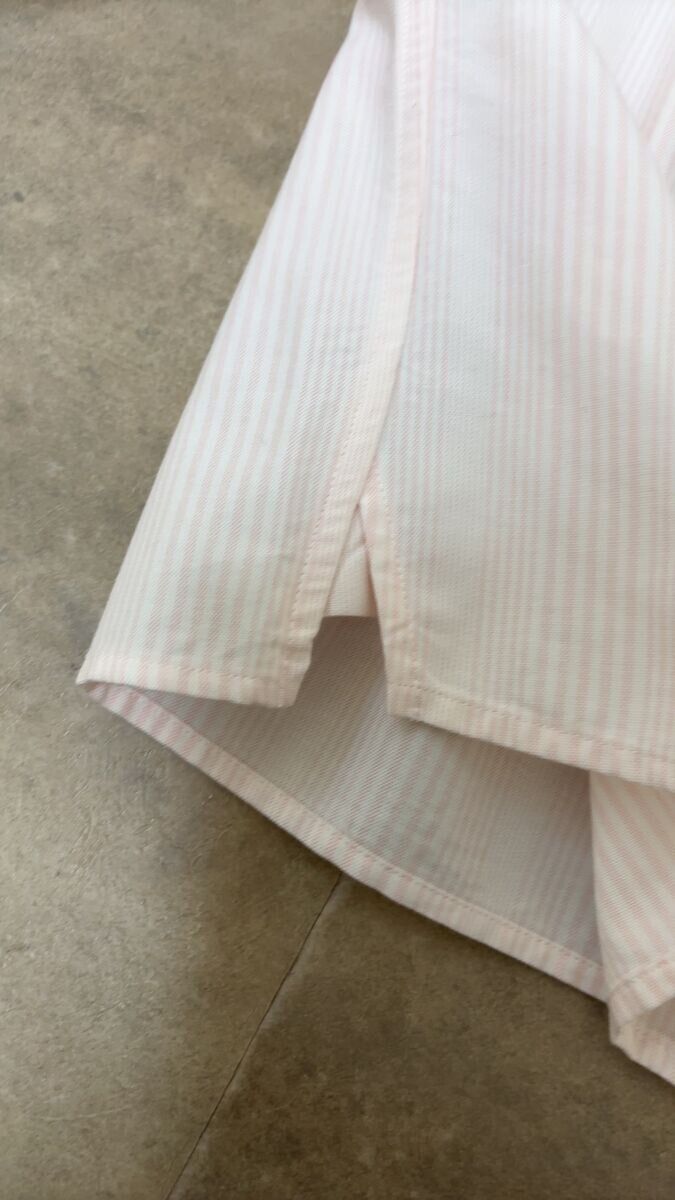 ユニクロオックスフォードシャツ サイドスリット