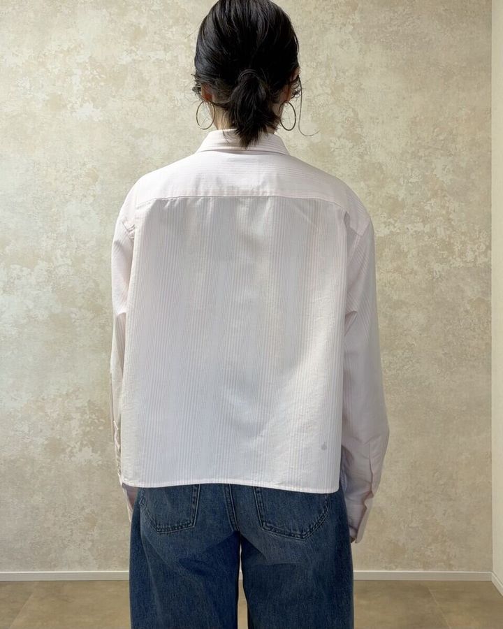 ユニクロオックスフォードシャツ Mサイズ着用 バック