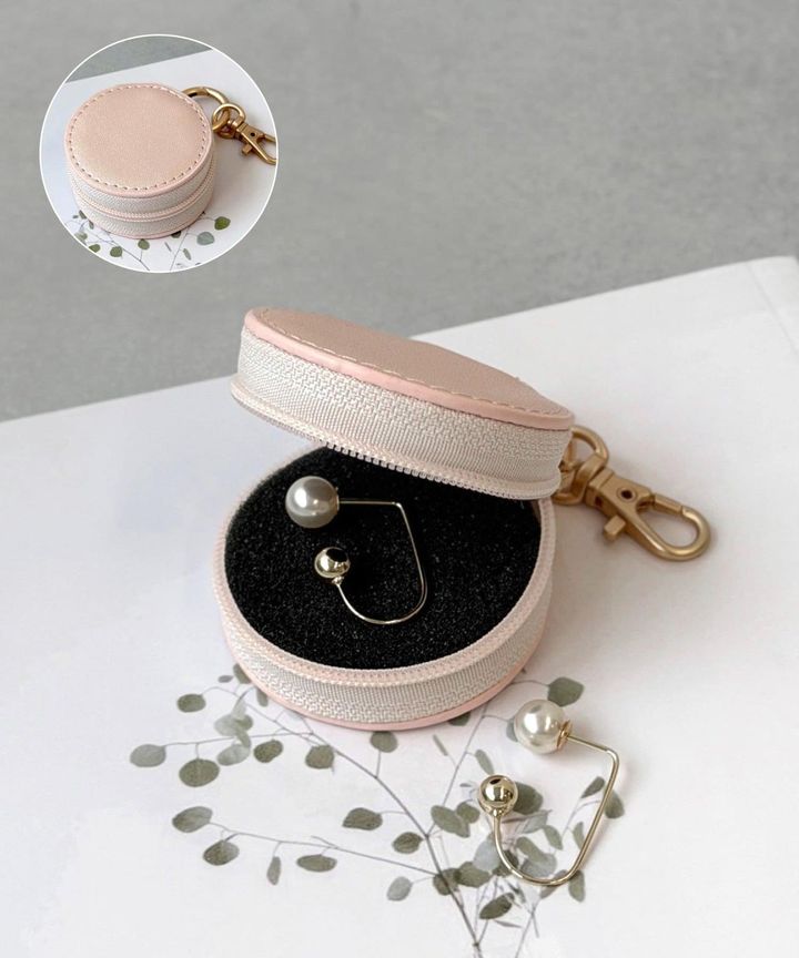 画像1: 出典：3COINS