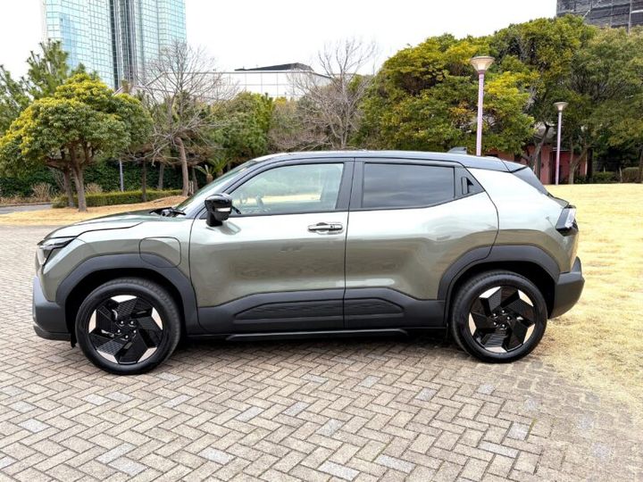 【試乗レビュー①基本編】スズキ eビターラはEVの常識を変える？どんなクルマなのか