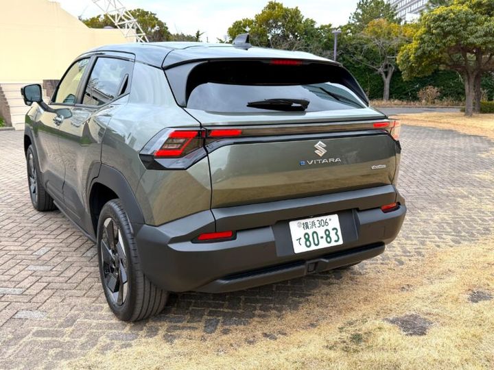 【試乗レビュー①基本編】スズキ eビターラはEVの常識を変える？どんなクルマなのか