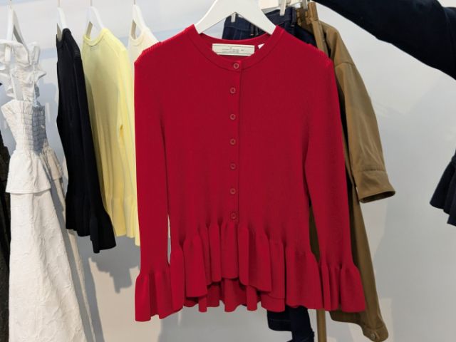 GU×rokhのリブフリルカーディガン(7分袖)