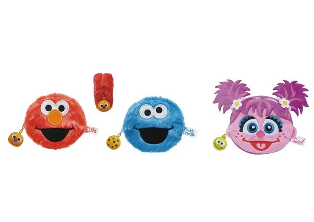 「ぬいぐるみフェイスポーチ」(1848円、アビーのみ2948円)