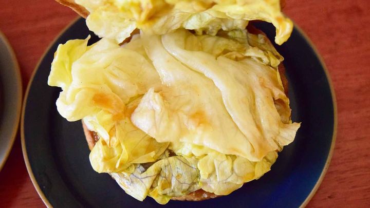 リニューアル前のテリヤキバーガー