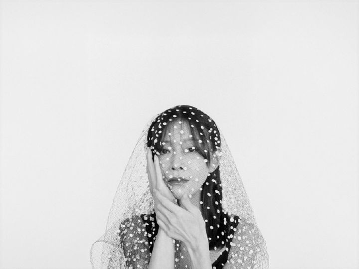 『WBS』エンディングテーマを歌う中森明菜 （C）AKINA NAKAMORI, 2026 width=