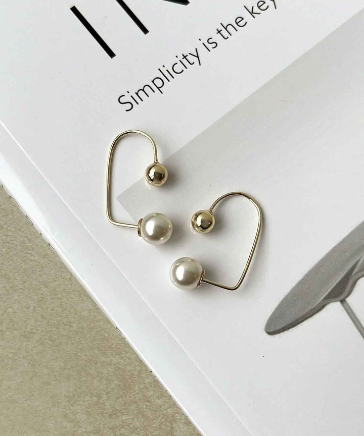 画像1: 出典：3COINS