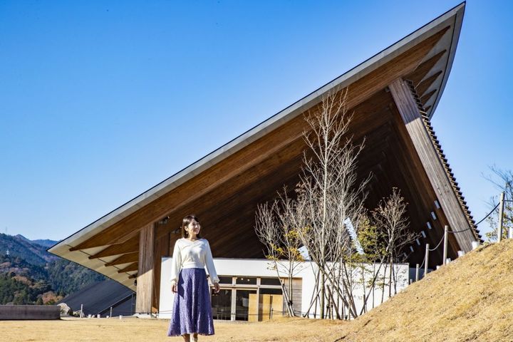 VISONの「マルシェ ヴィソン」外観