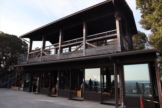 横山天空カフェテラスの休憩所