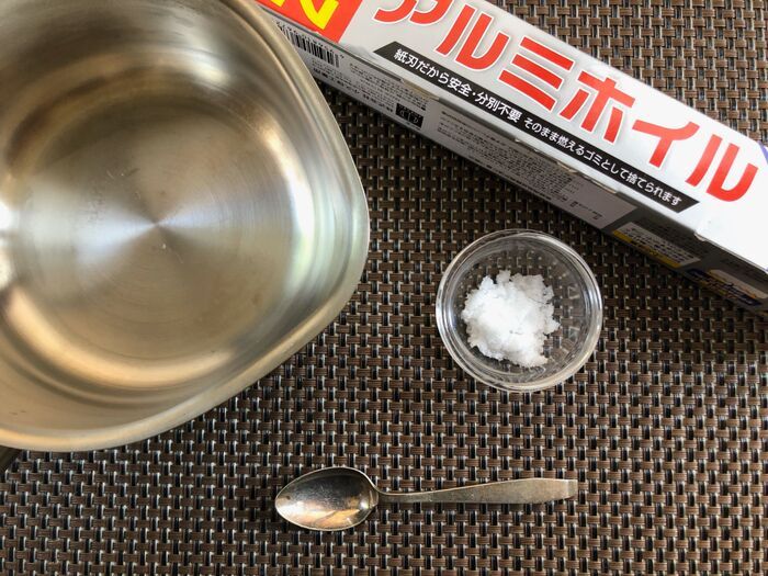 『くすんだスプーン』がピカピカに大復活♡歯磨き粉vs口紅！？シルバーの黒ずみ落とし選手権の結果は…