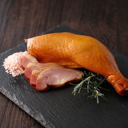 北海道黒松内町の特産物を扱う「トワ・ヴェール」の公式通販で人気肉製品が半額に！