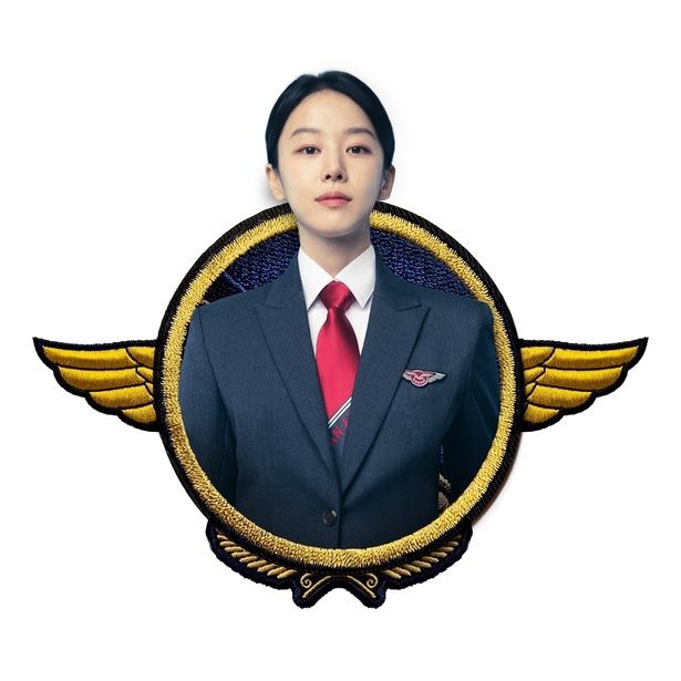 ジョンミの頼れる姉貴分となるスルギ（イ・ジュミョン） ©2024 LOTTE ENTERTAINMENT, SOLAIRE PARTNERS LLC, SHOTCAKE Corp.,MOVIEROCK Inc., All Rights Reserved.