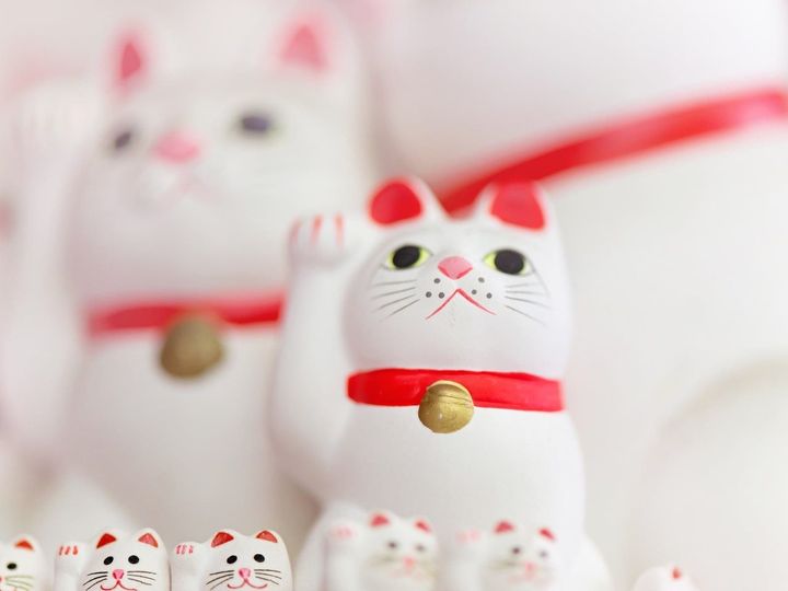 2026年4月1日は3つの吉日が重なる大開運日。お金の流れを整えたり、将来につながる行動を起こしたりするのに適しています。この日の吉日の特徴と、「やるといいこと」「やらない方がいいこと」をチェックして、豊かな未来を手に入れて。（画像出典：PIXTA）