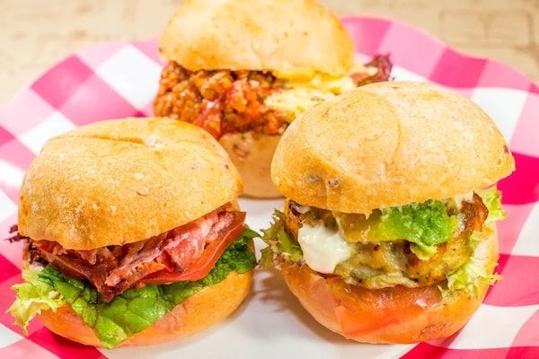 【秋田県秋田市】ANAクラウンプラザホテル秋田「空桜」のブッフェに桜スイーツが登場！GWイベントも