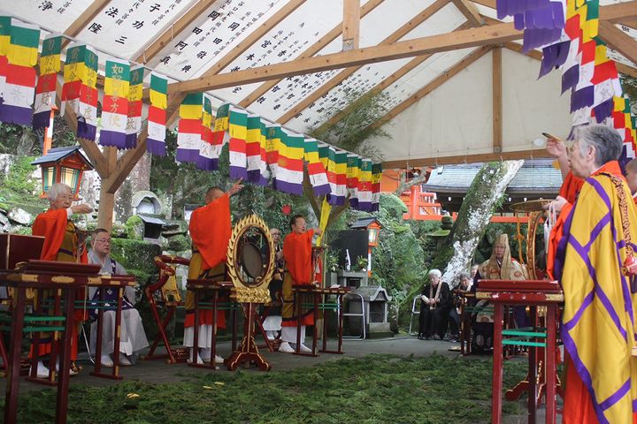 精霊馬に込めた「早く会いたい」願い。ライダーに伝えたい、茄子の牛のような“のんびり安全運転”の極意