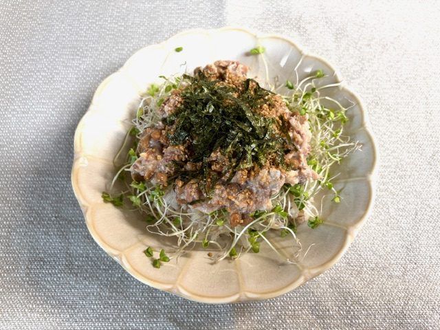 サバ納豆丼