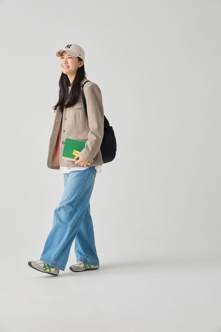 春のカレッジスタイルの正解はこれ！古着屋で見つけたベージュのジャケットを効かせて【FUDGE FRIEND おしゃれさんの毎日コーディネート vol.668｜ 栁沼芽以】