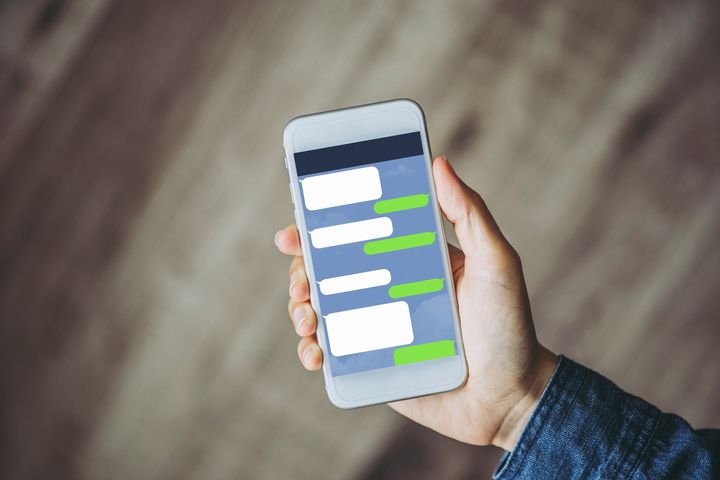 LINEで友達を間違えて削除！ 復活させる方法と公式アカウントの整理