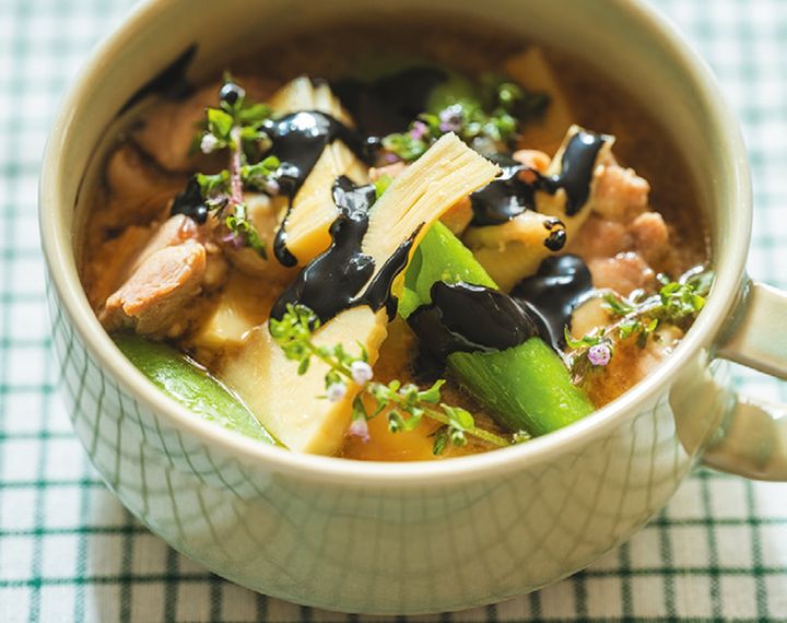 さらに食物繊維が摂れる、「黒練り胡麻」をプラス！