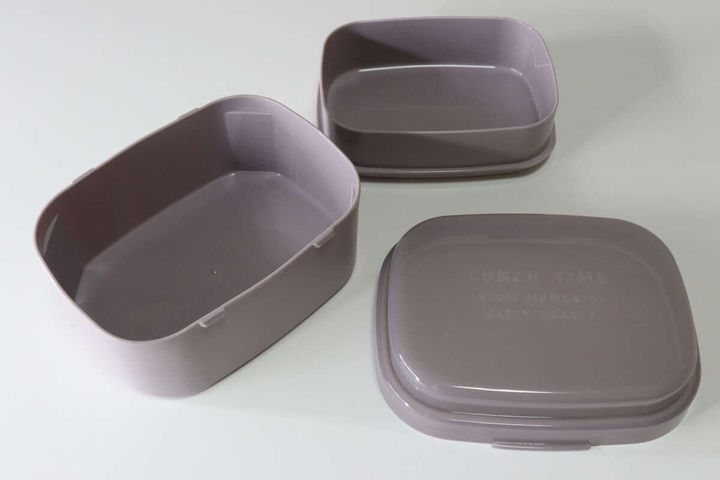 セリアのラウンドランチボックススクエア 470mlのパーツ