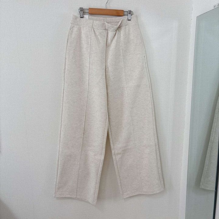 ユニクロ スウェットストレートパンツ