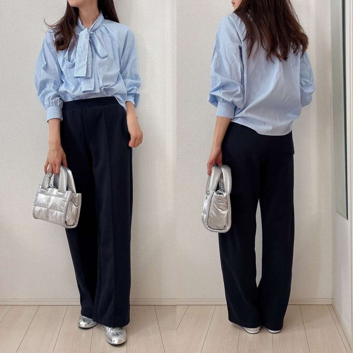 ユニクロ スウェットストレートパンツ ストライプボウタイブラウスきれいめコーデ