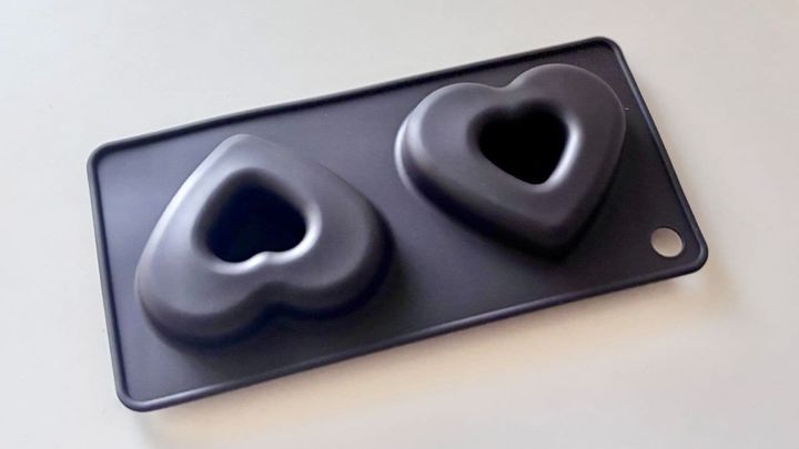 100均のドーナツ型が超使える！オーブンOKなシリコン製で子どもと一緒におやつ作り♪