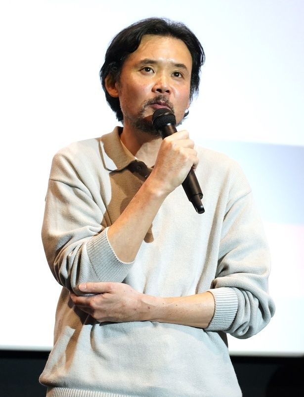 アニメーション監督の岩井澤健治監督