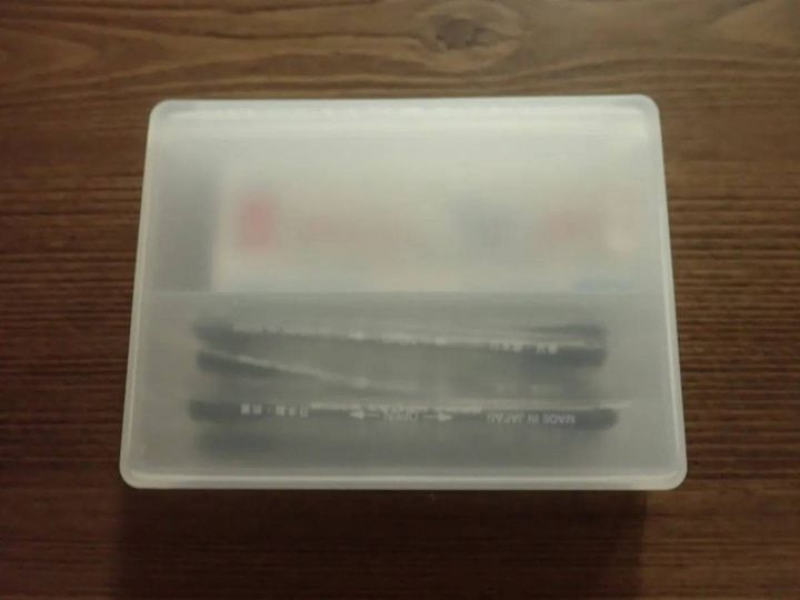 DAISO(ダイソー)：仕切れる小物ケース レギュラー