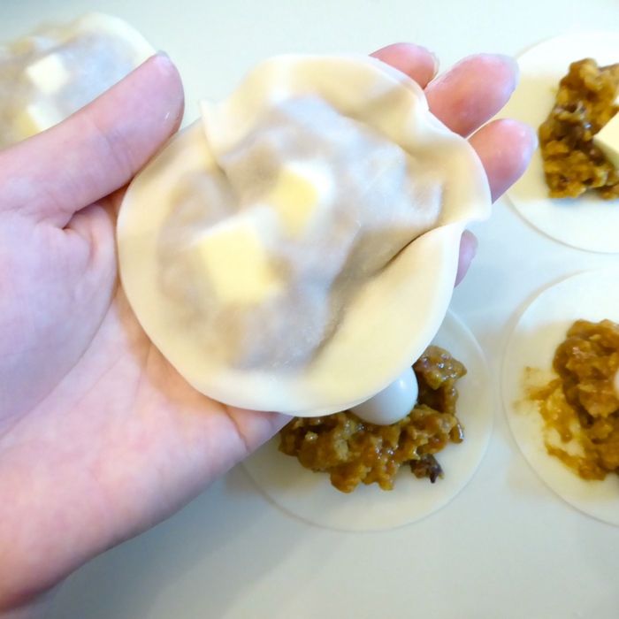 もう一枚の皮を乗せて