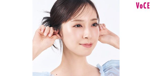 金村美玖さん 耳をぎゅっとつまむ